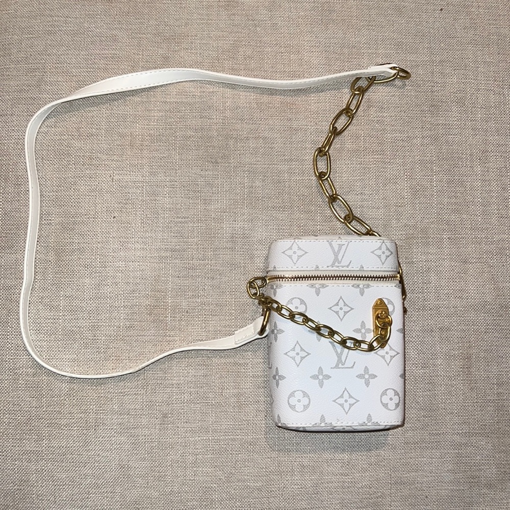 Cross body